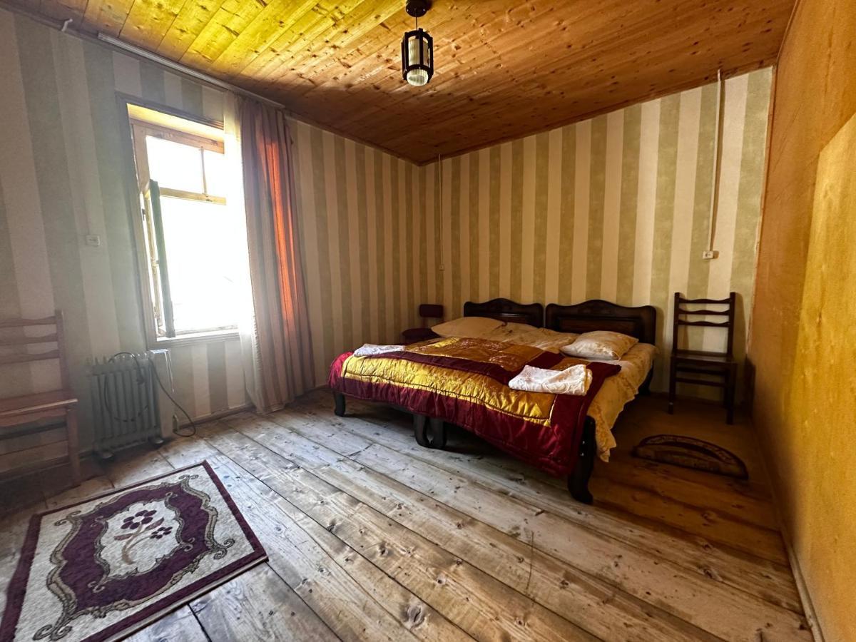 Гостевой дом Ангелина Ушгули Экстерьер фото